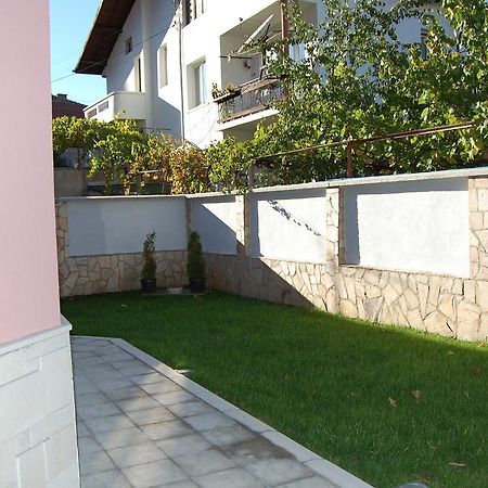 Rozovata Kashta Hotel Kjustendil Esterno foto