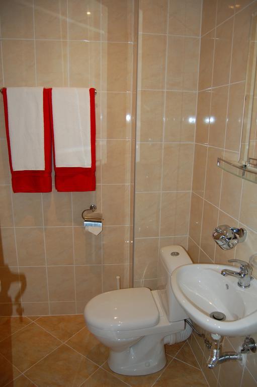 Rozovata Kashta Hotel Kjustendil Camera foto